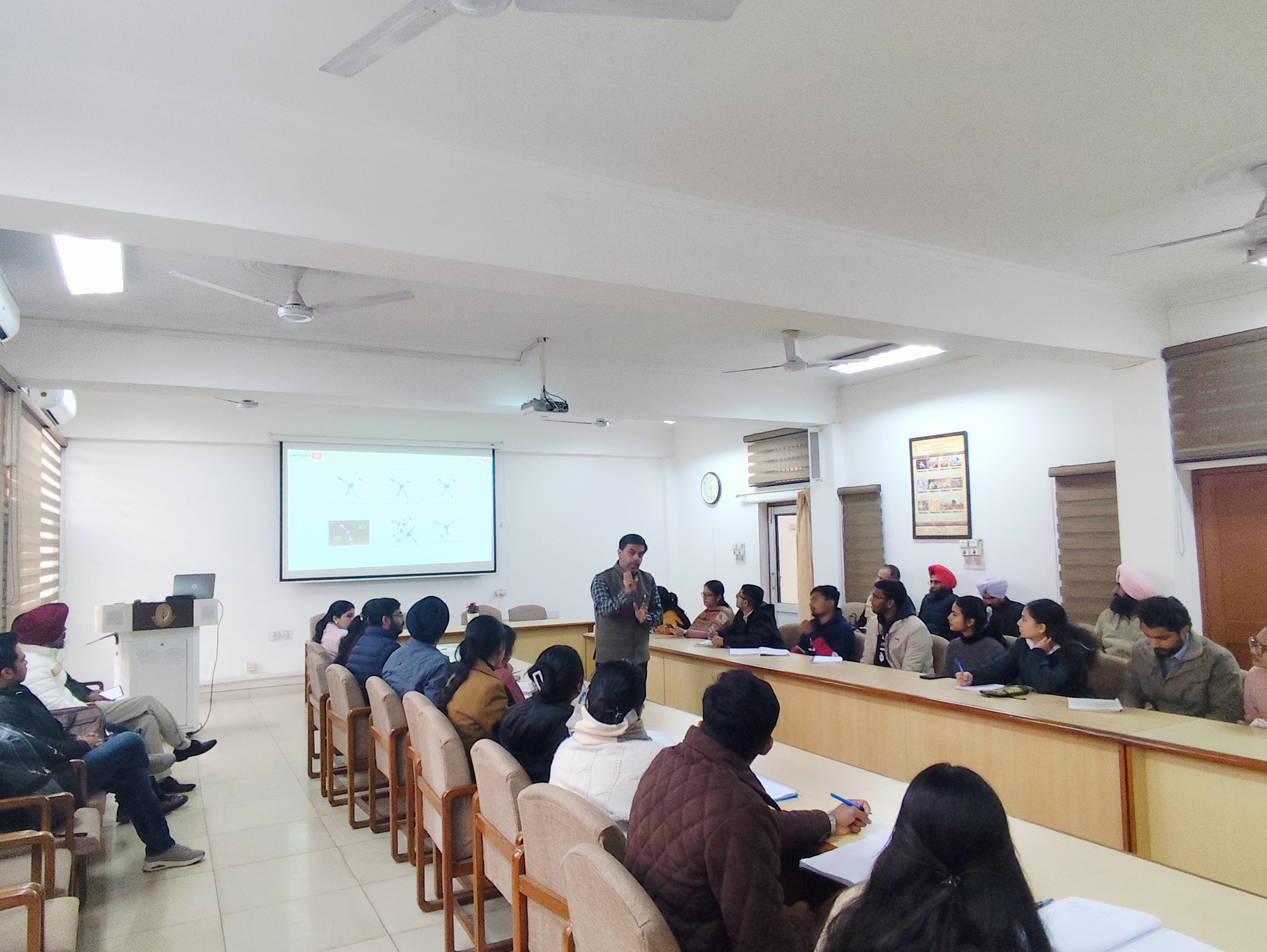 Students and faculty at the FTIR Spectroscopy seminar — 24 January 2026.